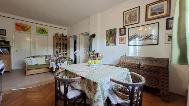 Eladó családi ház, Versegen 56 M Ft, 3+1 szobás