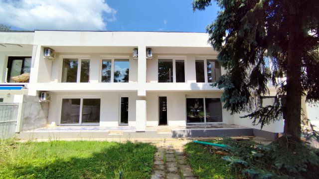 Eladó téglalakás, Hajdúszoboszlón, Liliom utcában 73.9 M Ft