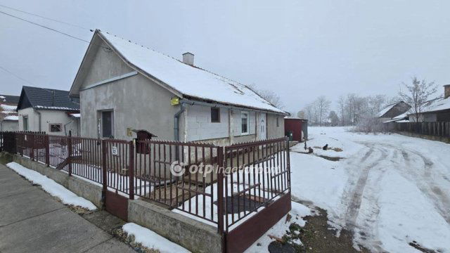 Eladó családi ház, Nádudvaron 15.9 M Ft, 2 szobás