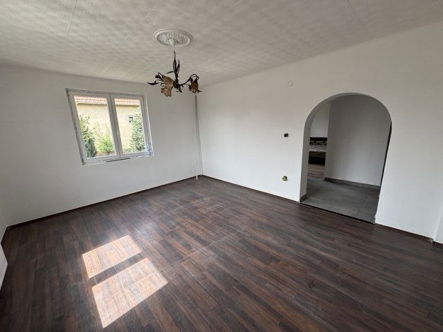 Eladó családi ház, Polgáron 29.99 M Ft, 3 szobás