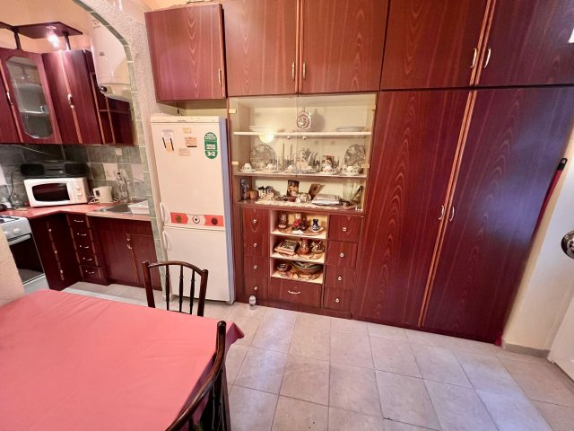 Eladó téglalakás, Budapesten, VIII. kerületben, Visi Imre utcában