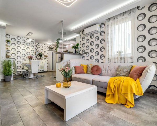 Eladó téglalakás, Budapesten, XVI. kerületben 149 M Ft, 3 szobás