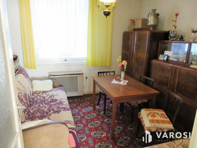 Eladó téglalakás, Hódmezővásárhelyen 37 M Ft, 2 szobás