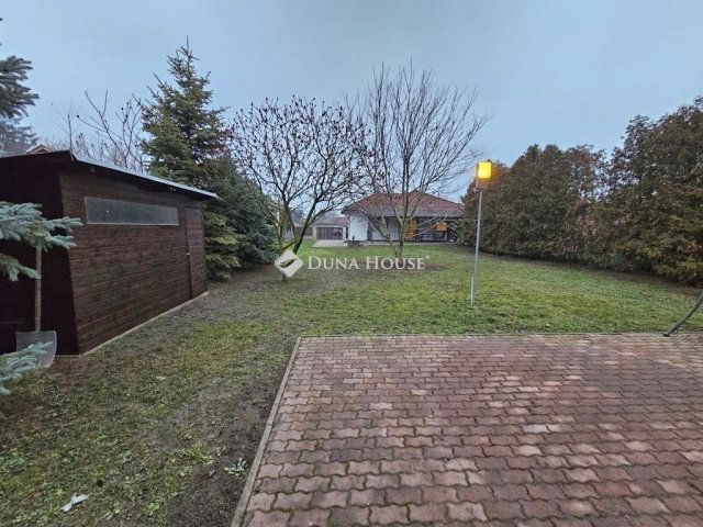 Eladó családi ház, Üllőn 119.89 M Ft, 4 szobás
