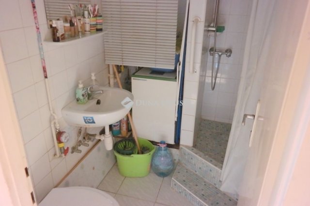 Eladó téglalakás, Budapesten, XX. kerületben 48.5 M Ft, 1 szobás