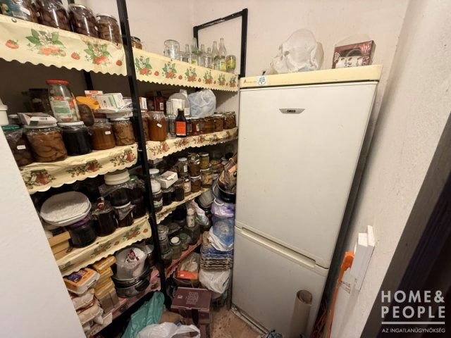 Eladó családi ház, Bordányon 54.99 M Ft, 4 szobás