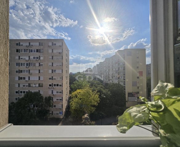 Eladó panellakás, Budapesten, XIV. kerületben 81.9 M Ft, 3 szobás