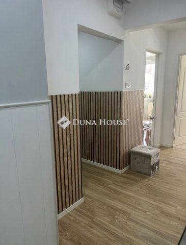 Eladó panellakás, Budapesten, XV. kerületben 60.5 M Ft, 2 szobás