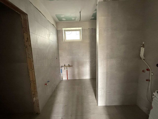 Eladó családi ház, Székesfehérvárott 120 M Ft, 5 szobás