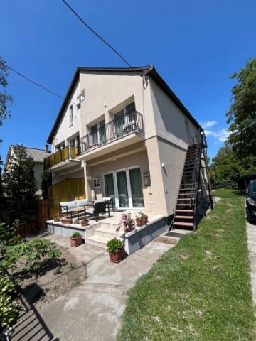 Eladó nyaraló, Siófokon 99 M Ft, 3+3 szobás