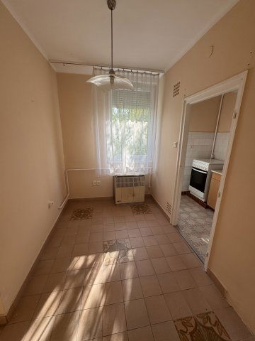 Eladó téglalakás, Veszprémben 41 M Ft, 1+1 szobás