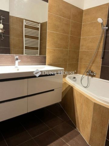 Eladó ikerház, Kozármislenyen 89.9 M Ft, 4 szobás