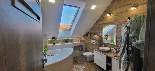 Eladó családi ház, Békéscsabán, Gulyás utcában 119 M Ft