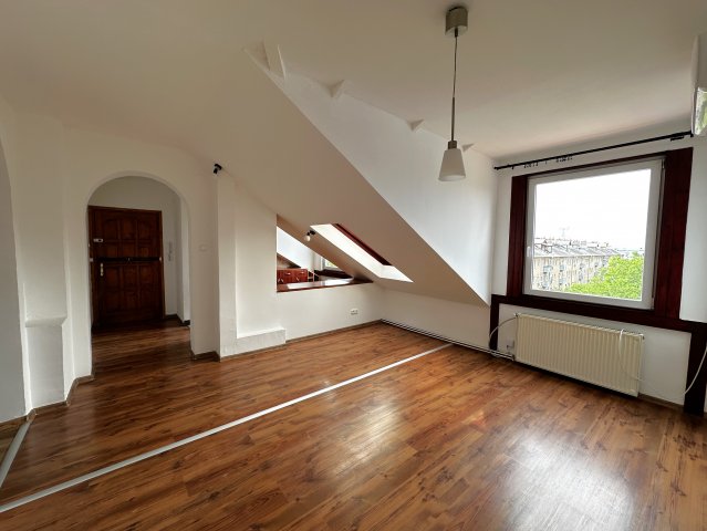 Eladó téglalakás, Dunaújvárosban 43.4 M Ft, 3 szobás