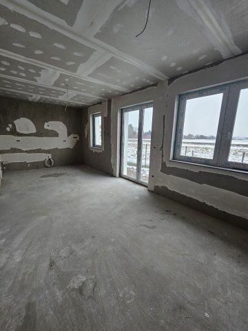 Eladó téglalakás, Pápán 62.8 M Ft, 3 szobás