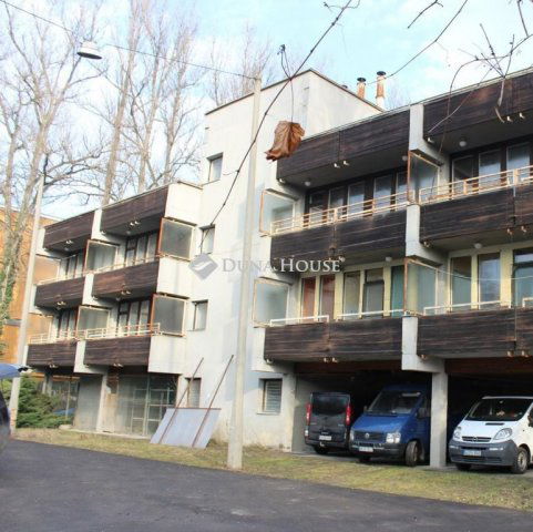 Eladó telek, Budapesten, III. kerületben 943.104 M Ft