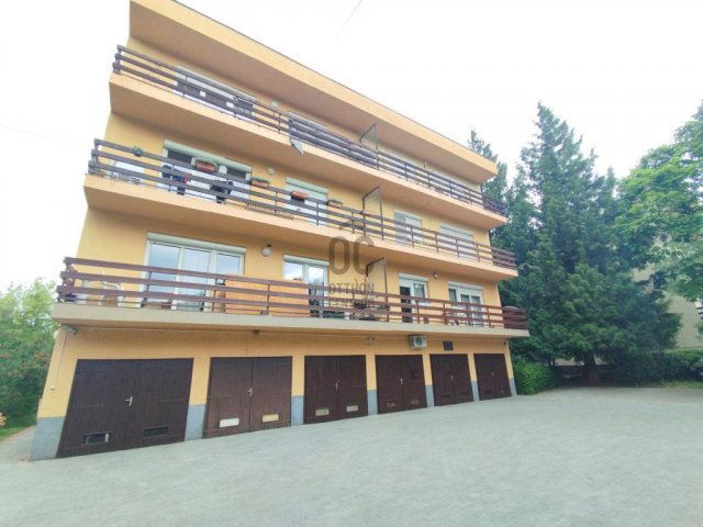 Eladó téglalakás, Siófokon 49.5 M Ft, 3 szobás