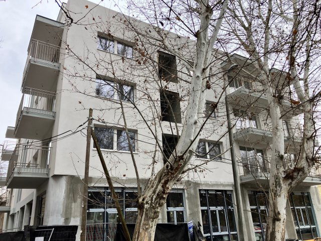 Eladó téglalakás, Budapesten, XIX. kerületben, Városház téren