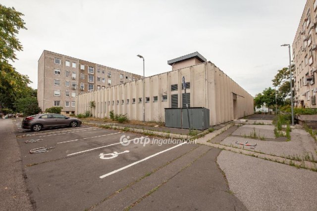 Eladó iroda, Budapesten, XIV. kerületben 456.75 M Ft