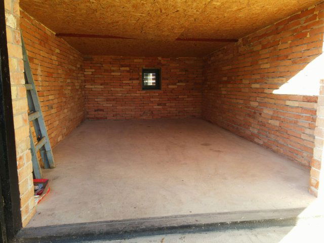 Eladó garázs, Tapolcán 7.15 M Ft / költözzbe.hu