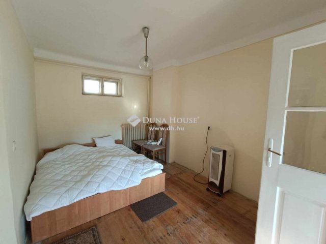 Eladó családi ház, Nagykőrösön 29.99 M Ft, 3 szobás