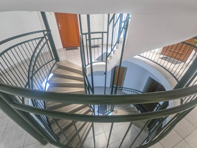 Eladó téglalakás, Sopronban 81.99 M Ft, 3 szobás