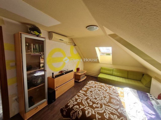 Eladó családi ház, Enyingen 56.5 M Ft, 6 szobás