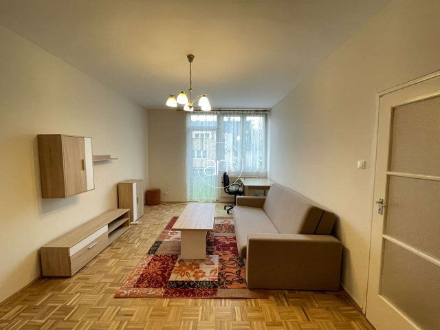 Kiadó téglalakás, albérlet, Szegeden, Bécsi körúton