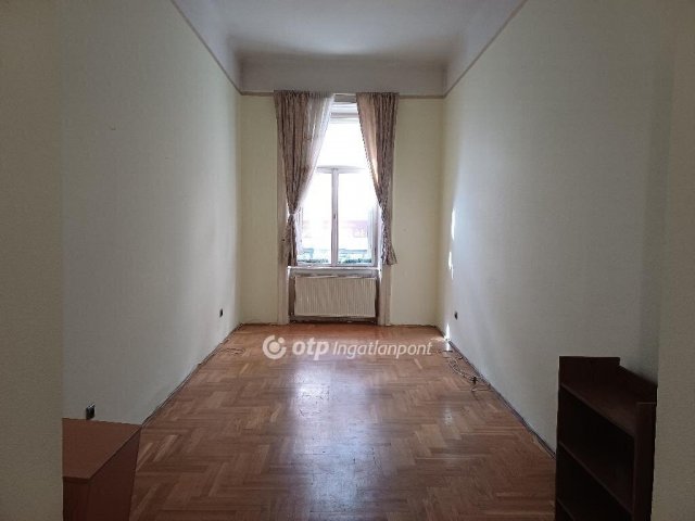 Eladó téglalakás, Budapesten, VII. kerületben 74.9 M Ft