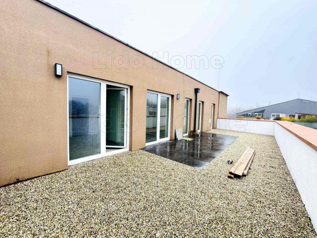 Eladó téglalakás, Győrött 198.9 M Ft, 6 szobás