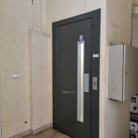 Eladó téglalakás, Budapesten, I. kerületben 104.9 M Ft