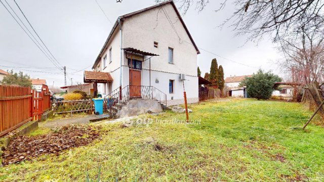 Eladó téglalakás, Kazincbarcikán 29.5 M Ft, 2 szobás