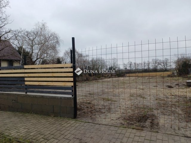 Eladó ikerház, Áporkán 89 M Ft, 5 szobás / költözzbe.hu