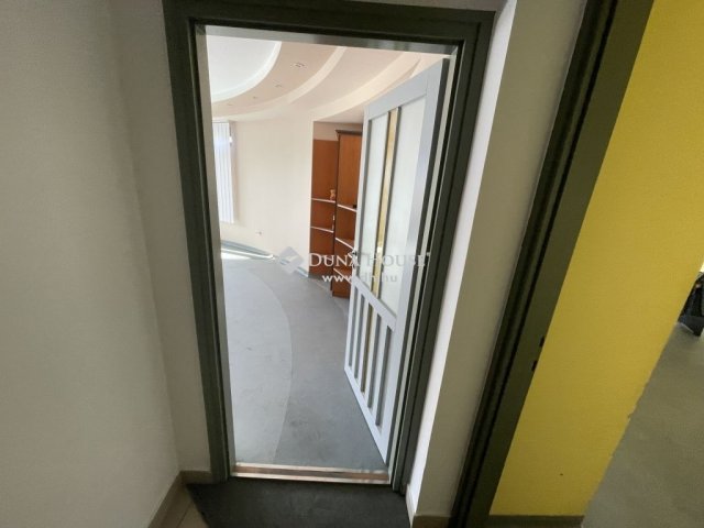 Kiadó iroda, Kecskeméten 500 E Ft / hó / költözzbe.hu