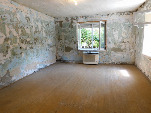 Eladó családi ház, Miskolcon 19.9 M Ft, 1 szobás
