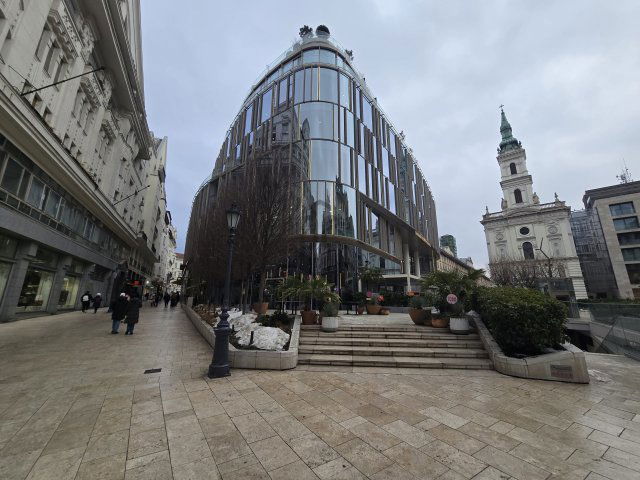 Eladó téglalakás, Budapesten, V. kerületben, Fehér Hajó utcában