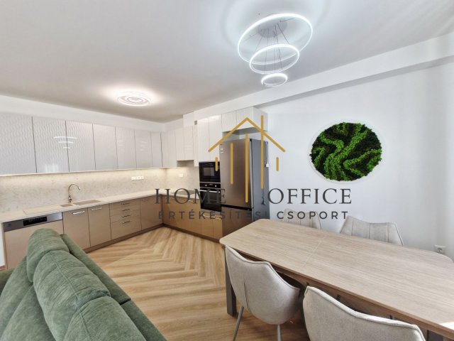 Kiadó téglalakás, albérlet, Hajdúböszörményen 300 E Ft / hó