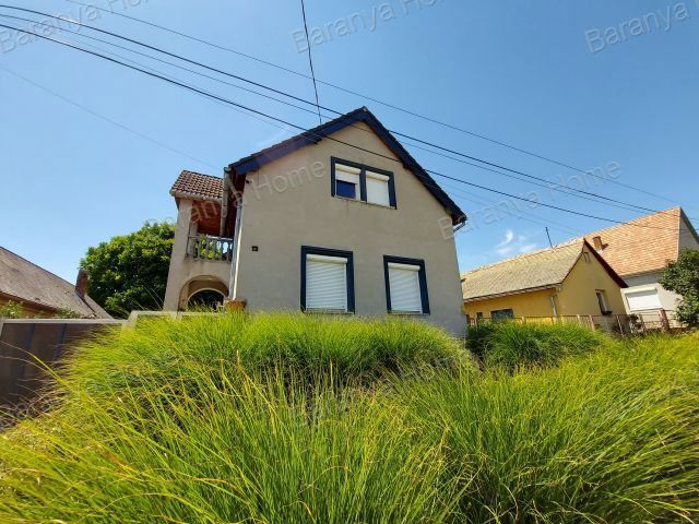 Eladó családi ház, Egerágon 69.9 M Ft, 5 szobás