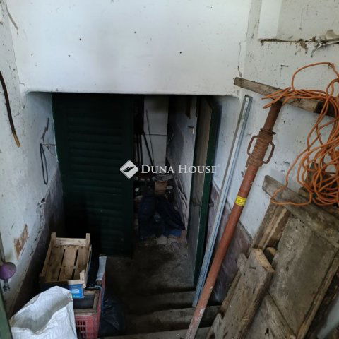 Eladó családi ház, Kecskeméten 34 M Ft, 2 szobás