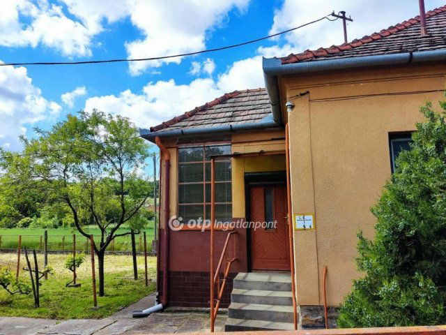 Eladó családi ház, Görcsönydobokán 14.8 M Ft, 2 szobás