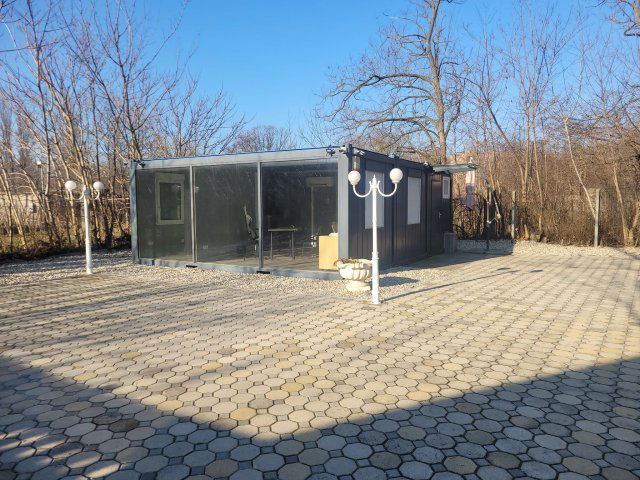 Kiadó iroda, Győrött 250 E Ft / hó, 1+1 szobás