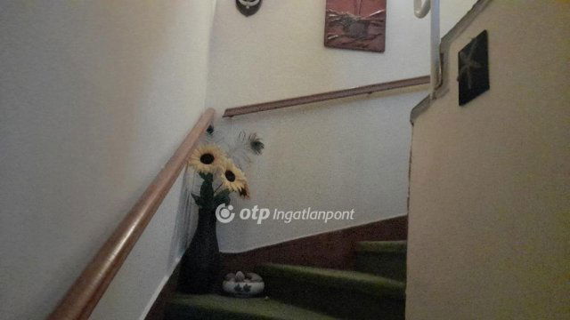 Eladó családi ház, Szegeden 72 M Ft, 3 szobás