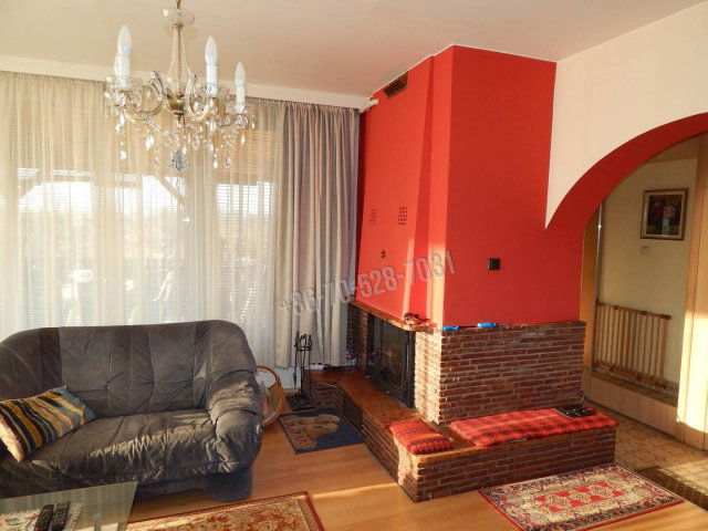 Eladó családi ház, Tatabányán 125 M Ft, 4 szobás