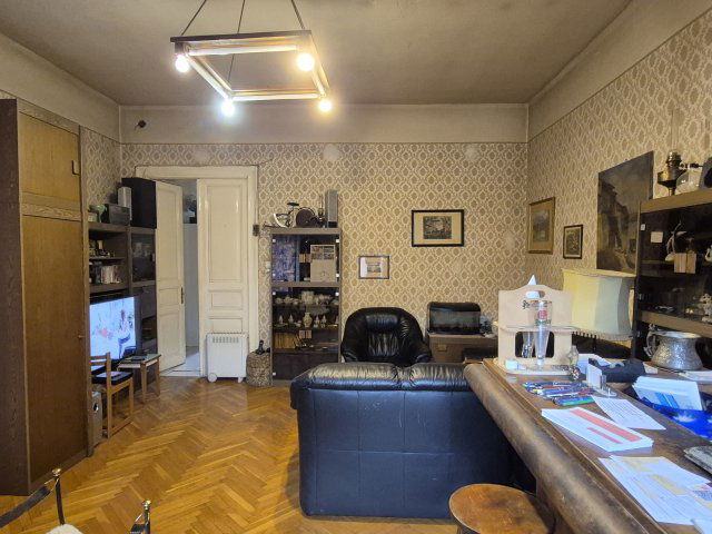 Eladó téglalakás, Budapesten, XIII. kerületben, Váci úton