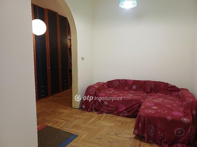 Eladó téglalakás, Budapesten, VII. kerületben 74.9 M Ft