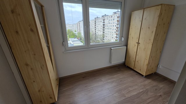 Kiadó panellakás, albérlet, Debrecenben, Boka Károly utcában