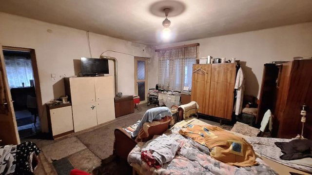 Eladó családi ház, Gödön 67.99 M Ft, 4 szobás