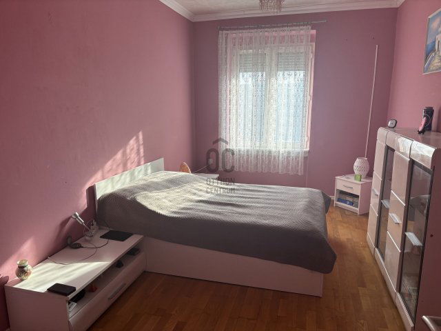 Eladó téglalakás, Várpalotán, Szent István úton 36 M Ft