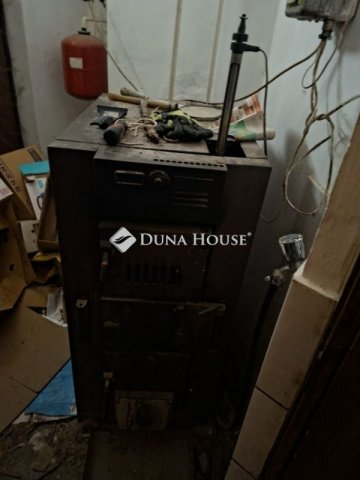 Eladó családi ház, Szombathelyen 45.9 M Ft, 3 szobás