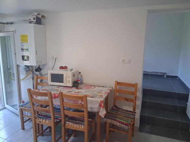 Eladó családi ház, Szegeden, Göndör soron 89 M Ft, 3 szobás